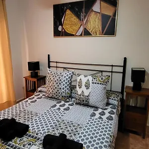 ¡bajo Precioso Con Salida Directa A La Piscina Comunitaria En Paraíso De Vera! Apartamento